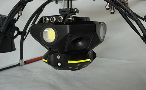 驱鸟无人机护航露天音乐会告别鸟群干扰